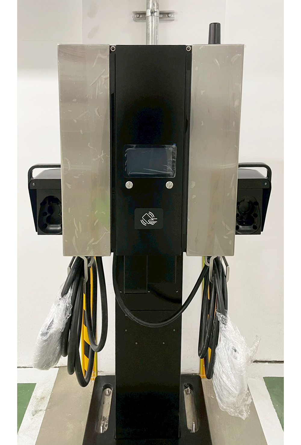 ◆ D-Charger  
◆ CCS1/CCS2
◆ 30kW