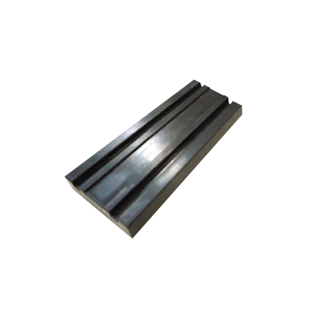 E100牆面撞條-01.jpg